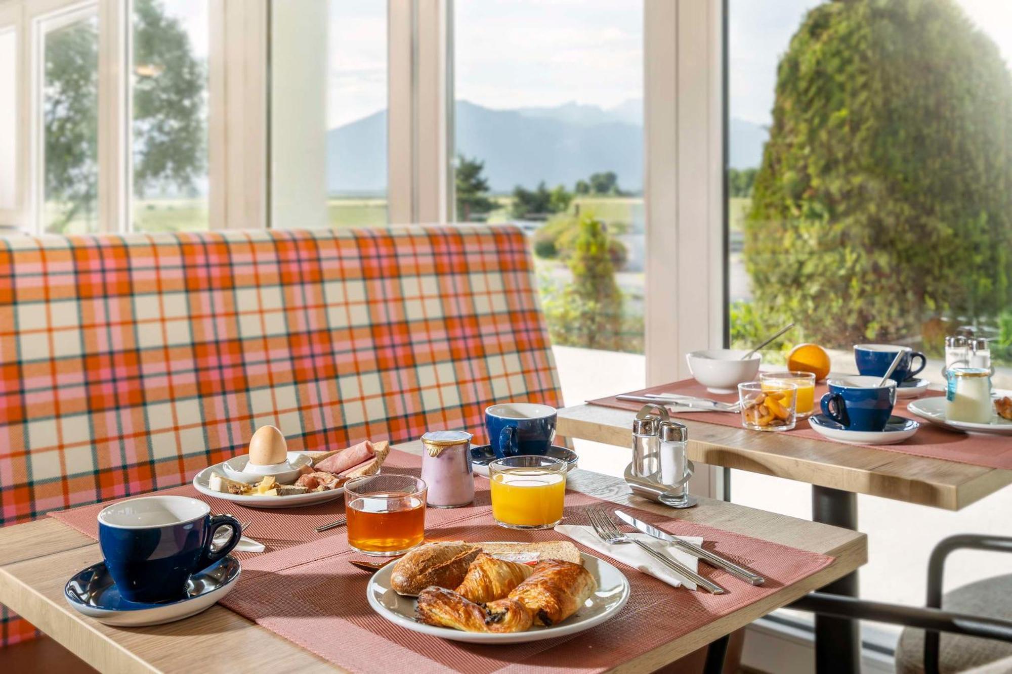 Best Western Kobalt Annecy Nord - Epagny Епані Мец-Тессі Екстер'єр фото